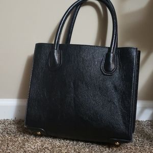 Vegan black tote